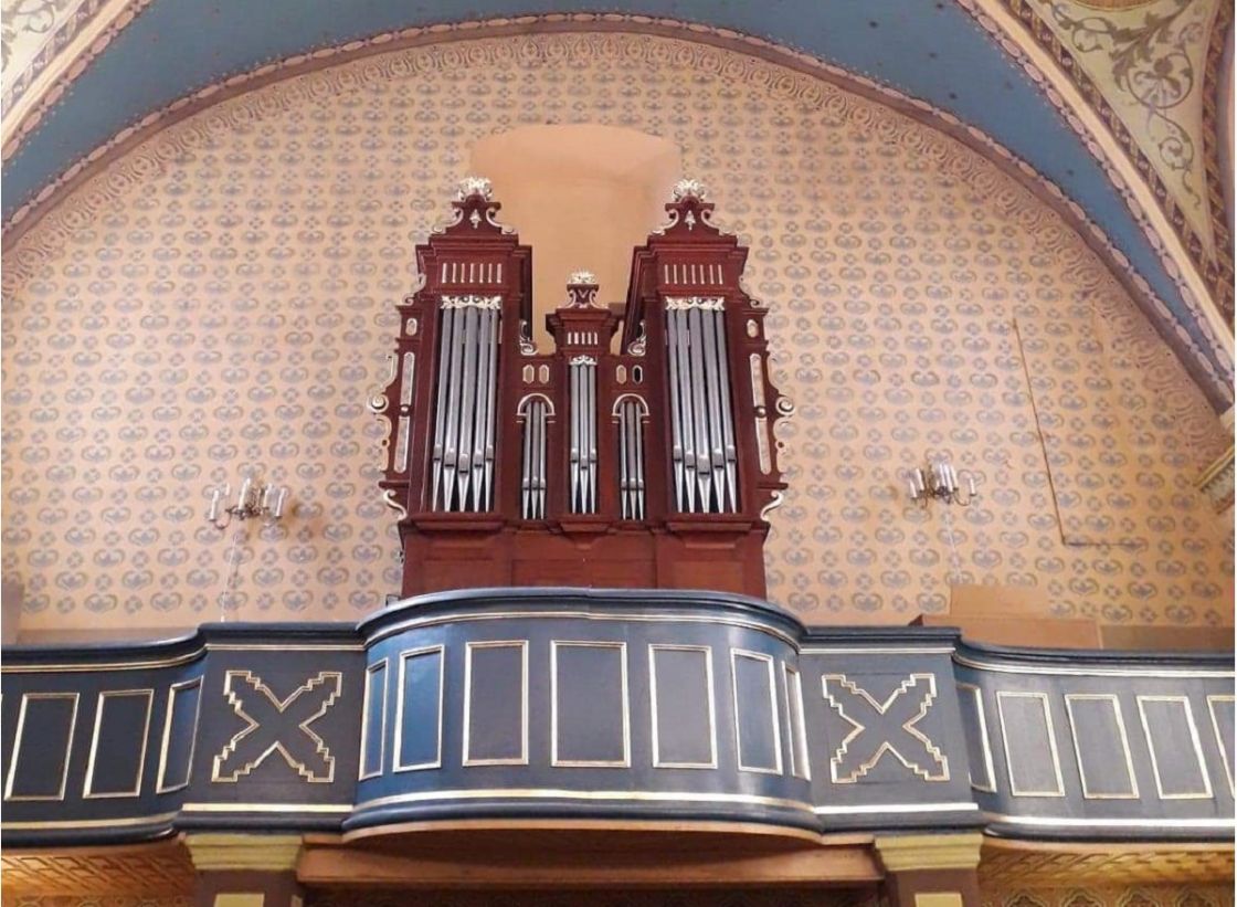 Organy w Sanktuarium Najświętszego Imienia Maryi w Ropczycach